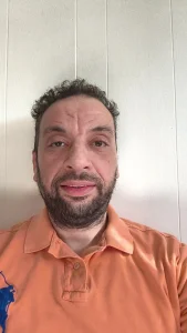 ياسر سالم